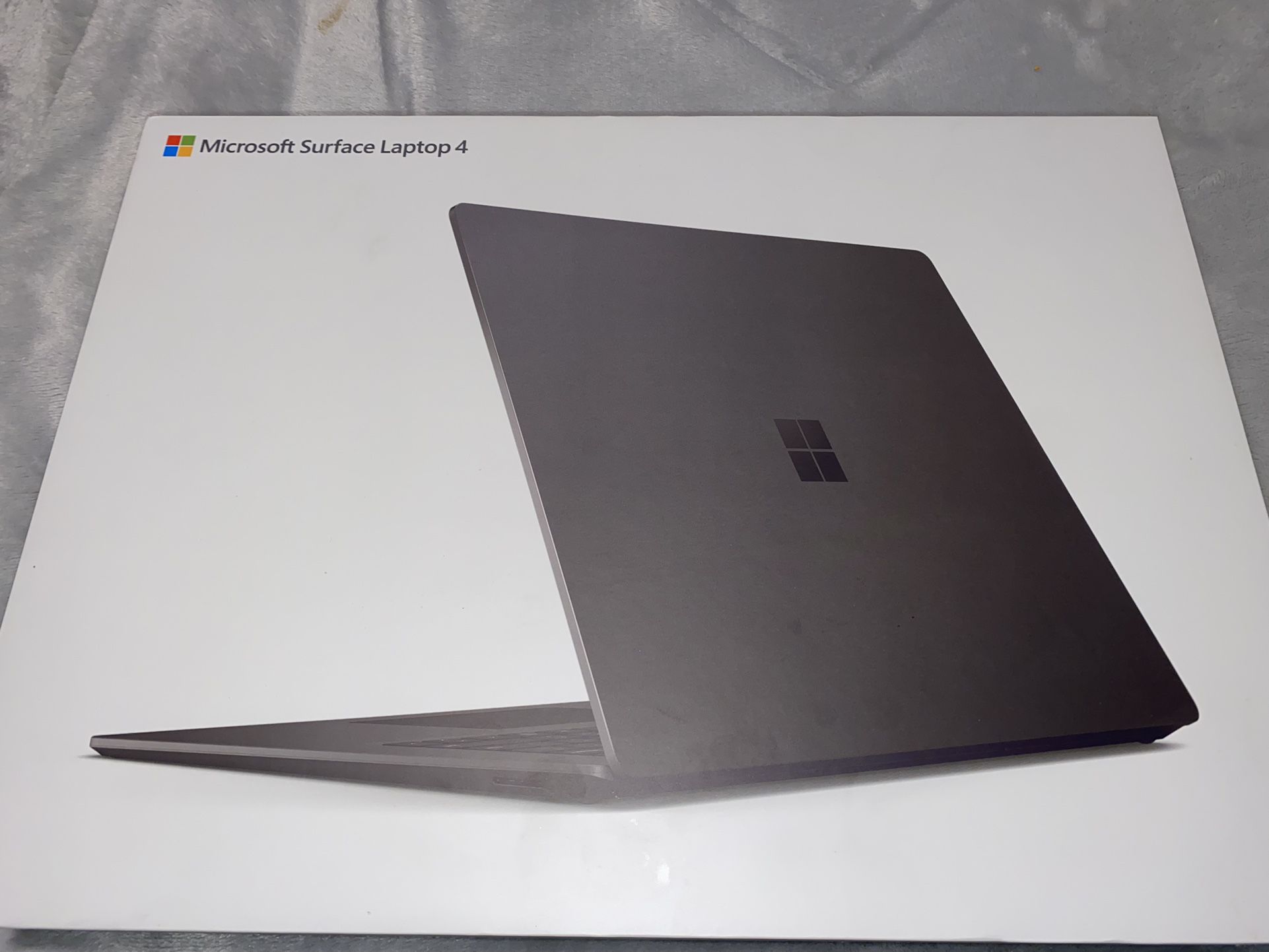 Microsoft Surface Laptop 4 
