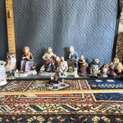 Figurines