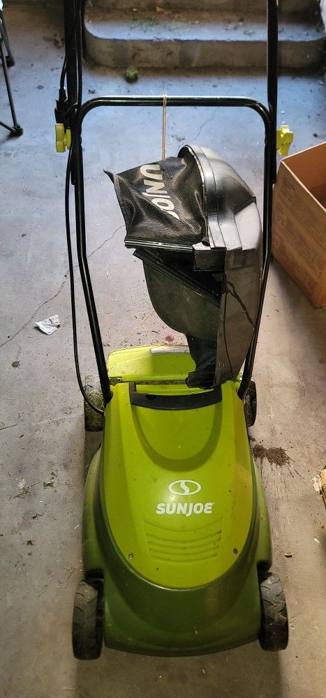 Electric Lawn Mower