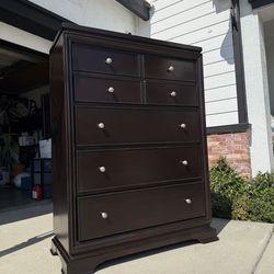Hooker solid wood tall chest of drawers dresser brown