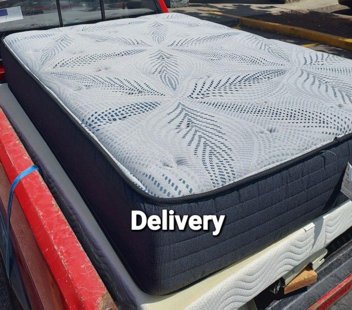 Full Size Mattress And Box Springs