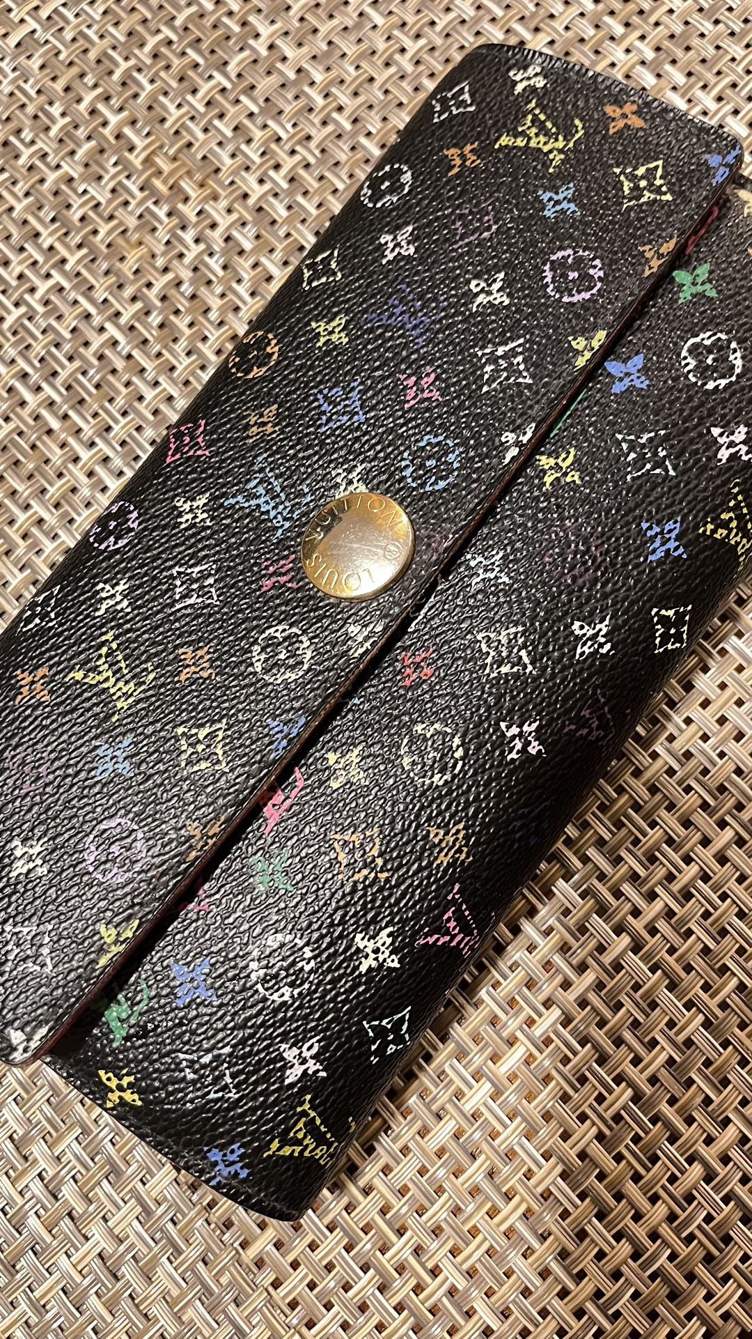 Louis Vuitton Authentic Sarah Wallet