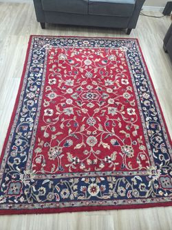 Rug 7× 10