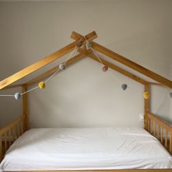 Kids House Bed