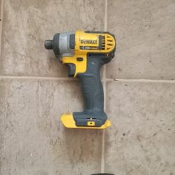 Dewalt DCF885 1/4" Cordless Impact Driver 20v Type 5