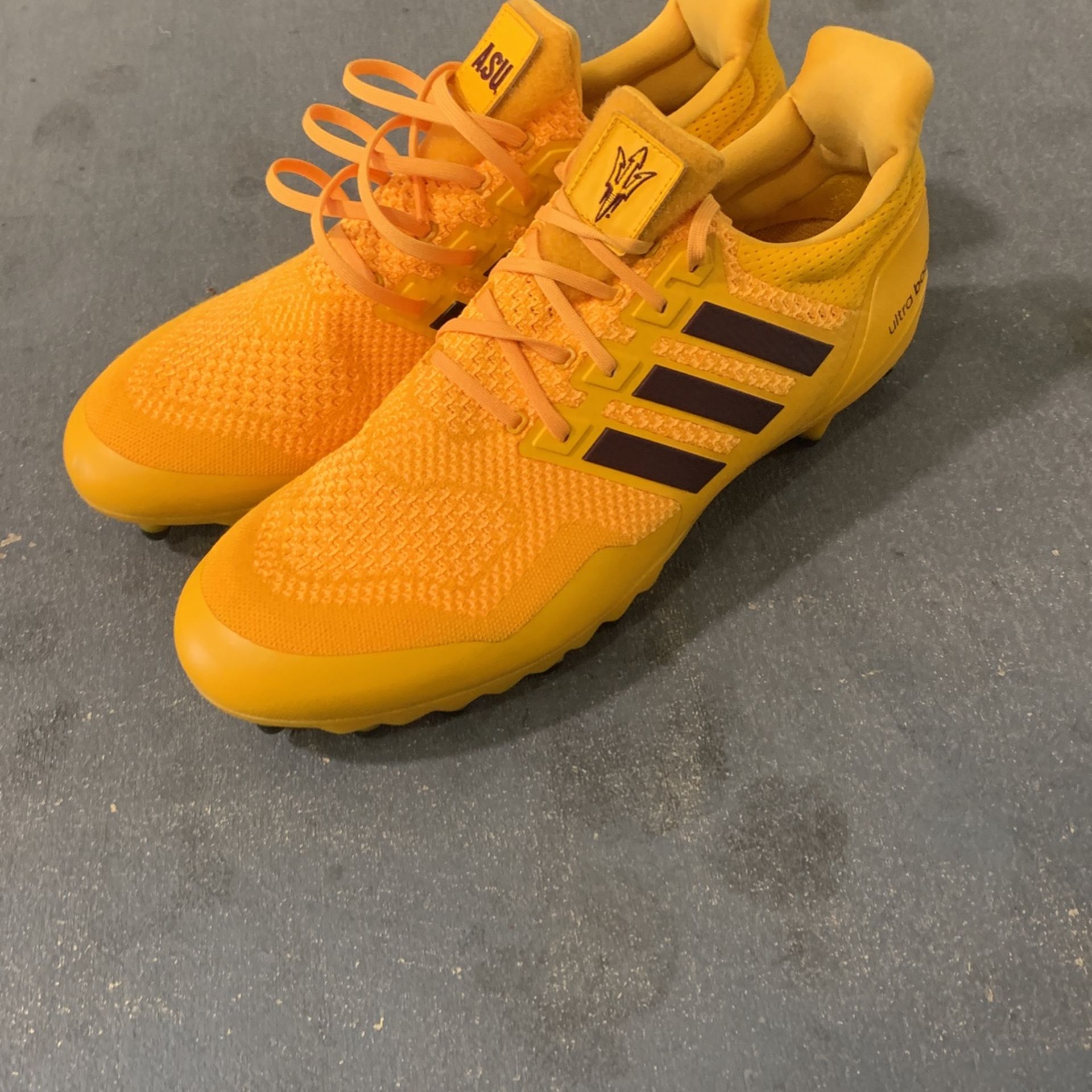 Adidas Team Exclusive Ultra boost Cleat