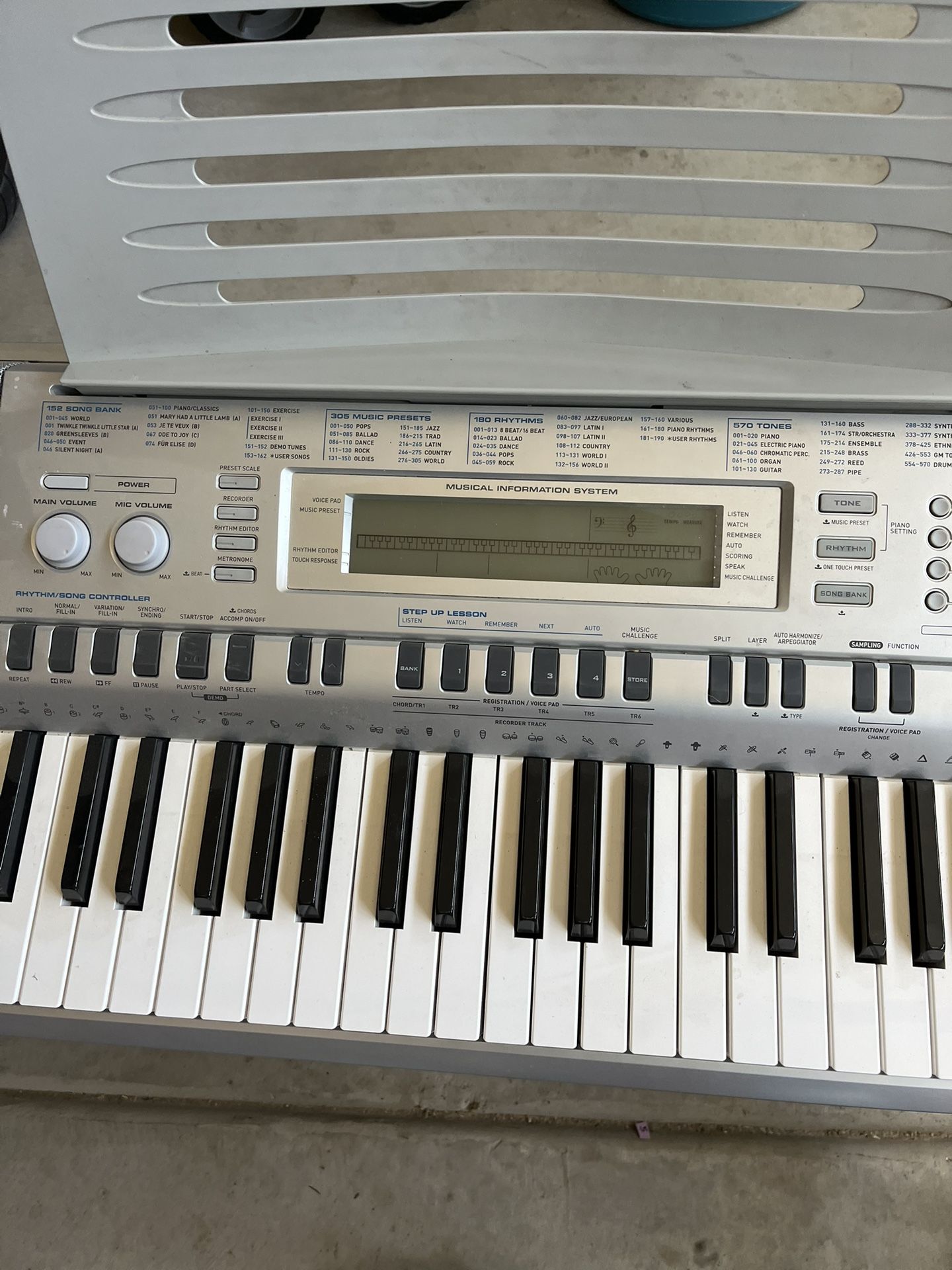 Electric Keyboard