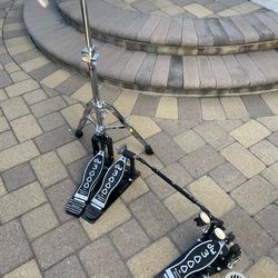 Dw 3000 double pedal and hi-hat stand