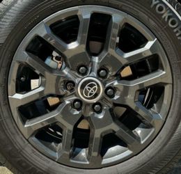 **BRAND NEW** TOYOTA TUNDRA /SEQUOIA  20” PREMIUM WHEELS