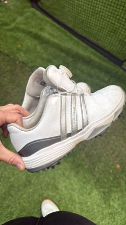 Youth adidas golf shoe size 4 white