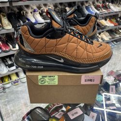 Nike Air Max 720-818 - Size 10