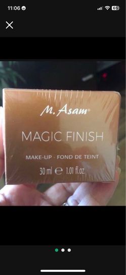 Magic finish foundation Brand New