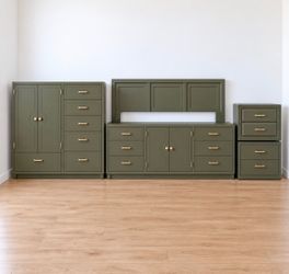 Vintage Green Queen Size Bedroom Set