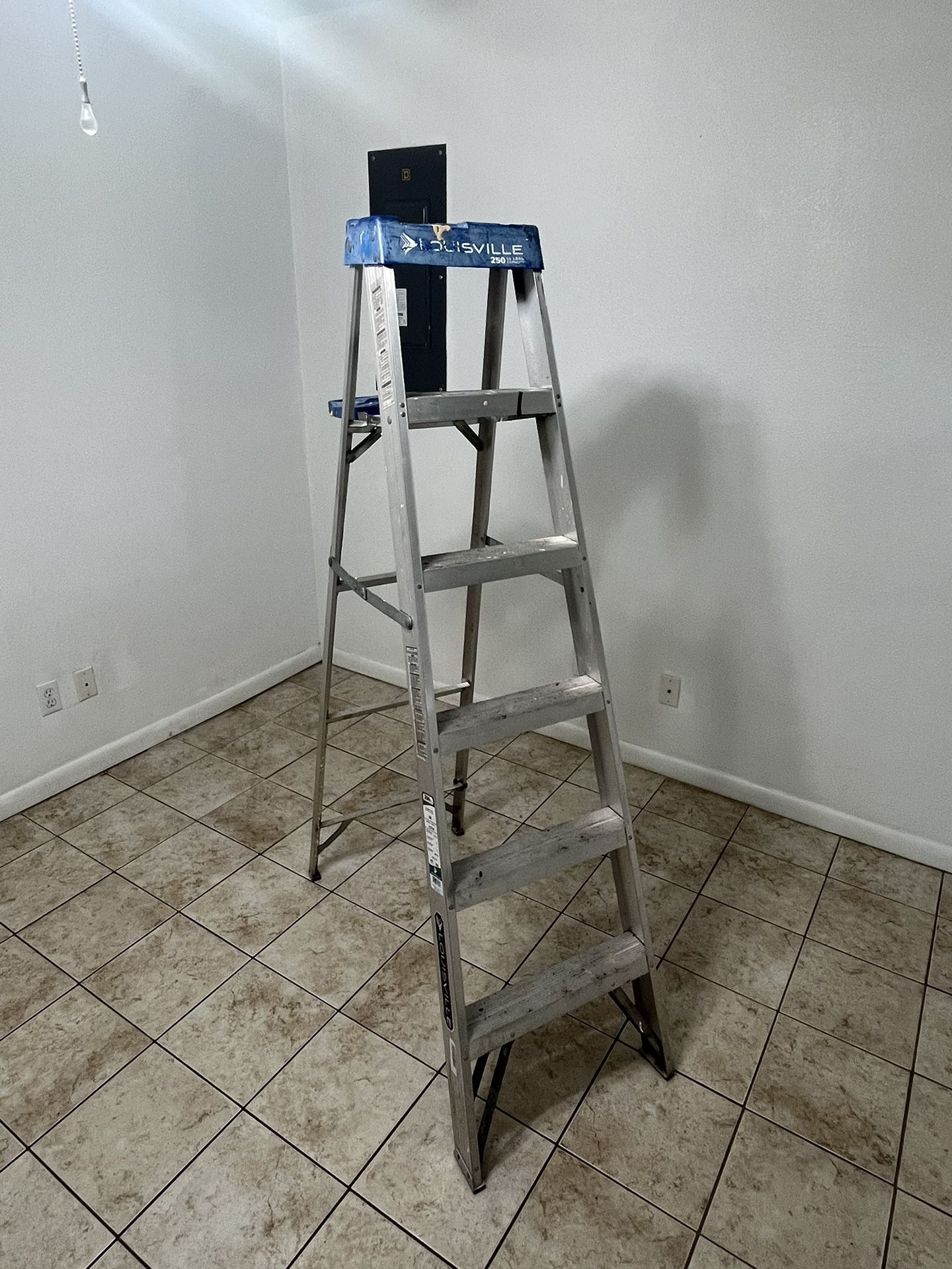 6ft Aluminum Fold Ladder