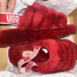 UGG Slides