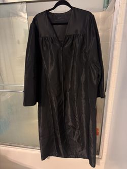 Graduation Gown Black 5’10-6’
