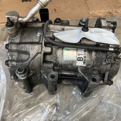 AC Compressor Kia Optima Hybrid 2011-2013