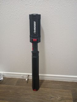 Husky 17hr rechargeable  LED tripod