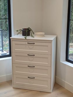 IKEA Songesand 4 Drawer Chest Dresser X2 for Sale in Auburn, WA - OfferUp