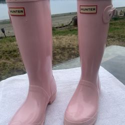 Women’s Size 5/6 Pink Hunter Boots
