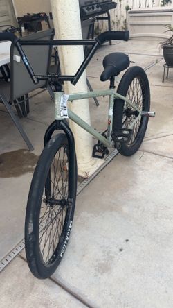 crew 26 inch grey splatter almost maxed