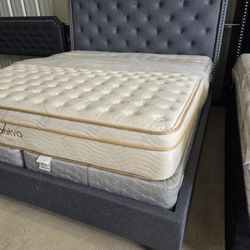 King Sizes Bed With Mattress 