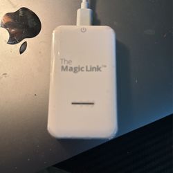 The Magic Link CarPlay Adapter