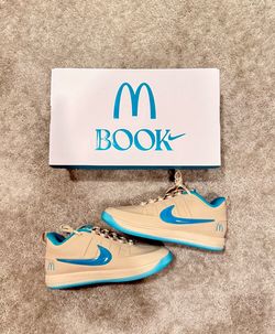 Book 2 x McDonalds  size 10.5