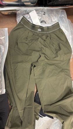 Small Medium Large Alo Olive Green Pants