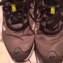 Previously Owned Men's Nike Max Air