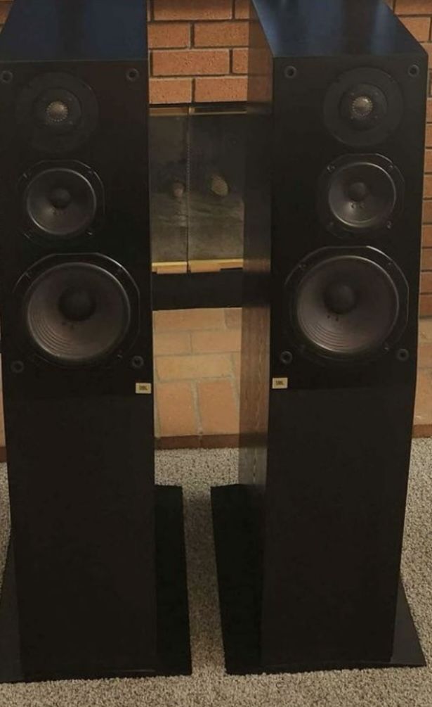 JBL L7