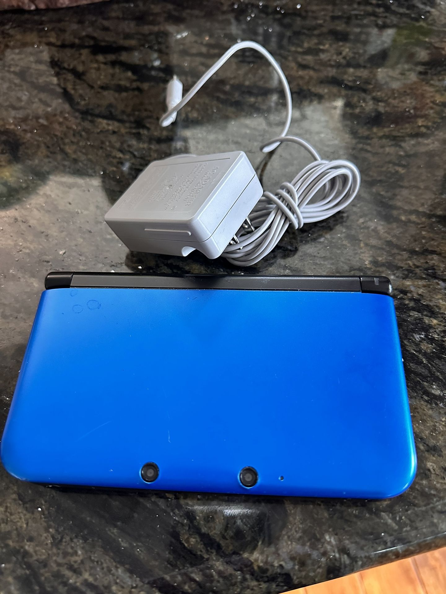 Nintendo 3DS XL Blue Used And Mario Pen