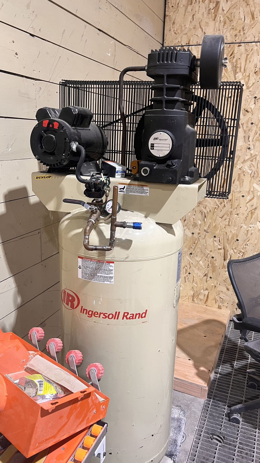 Air Compressor 