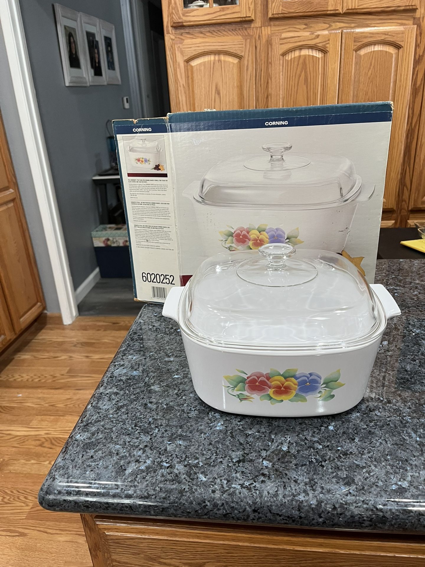 Large Corning Ware SUMMER BLUSH Casserole Dish 5 quart capacity with Lid A-5-B. Brand new only removed from box to take this picture. In Box