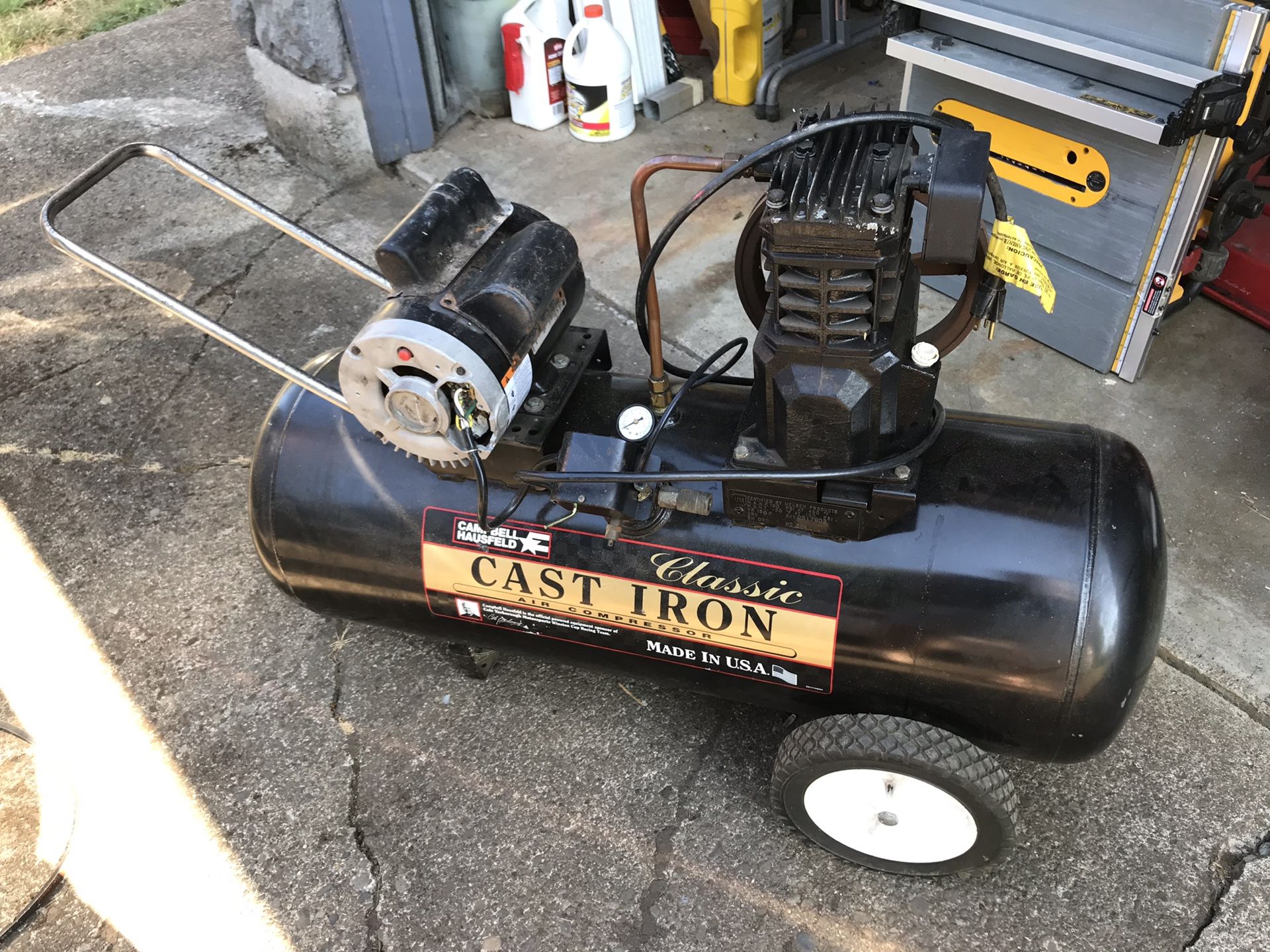 Air compressor for parts or fix