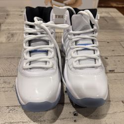 Jordan 11 Retro Legend Blue 
