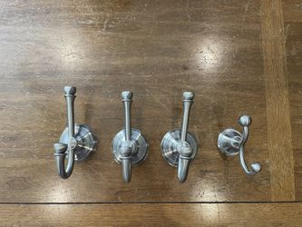 Set Of High Quality Chrome Bathroom Hooks