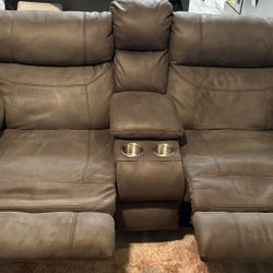 Reclining Sectional 