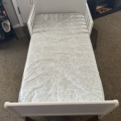 Toddler Bed With Mattress 