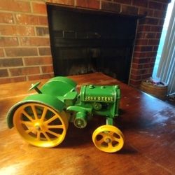 John Deere Metal Tractor Model 