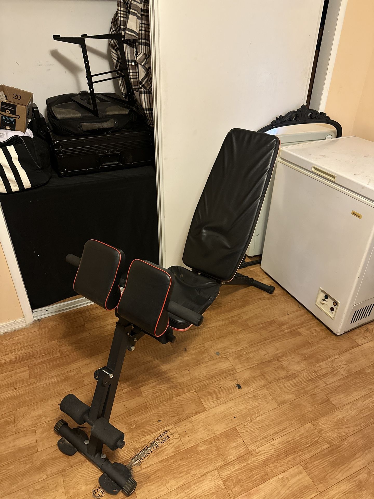 Weight Bench