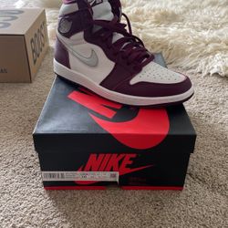 Air Jordan Retro High Bordeaux Sz 10
