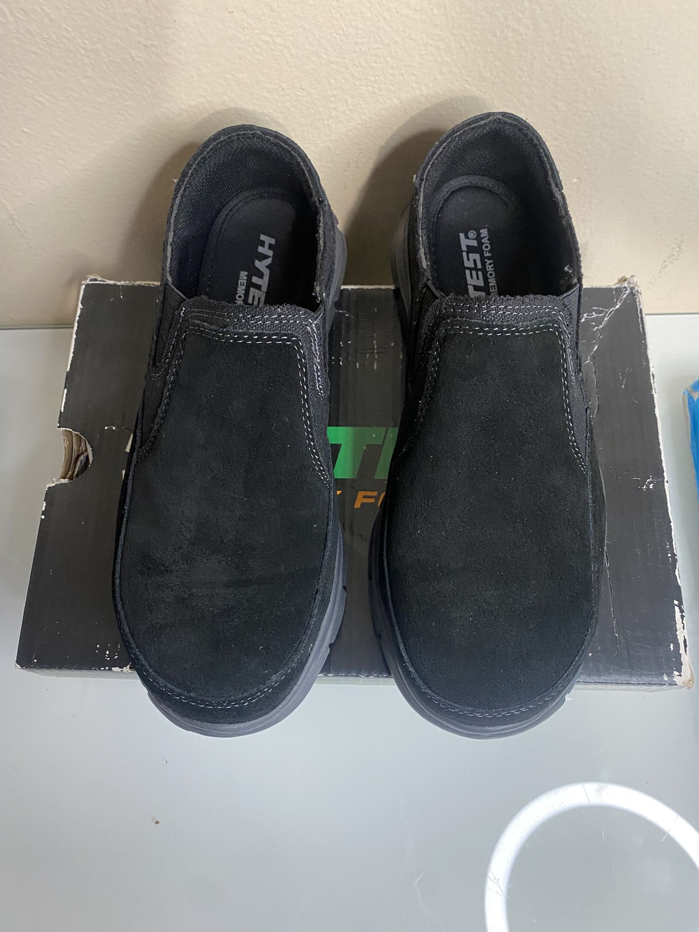 NWB Hytest Women’s EH Steel Toe Slip Ons Black Size 7 Suede Leather