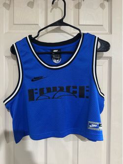 Nike women’s small crop top jersey
