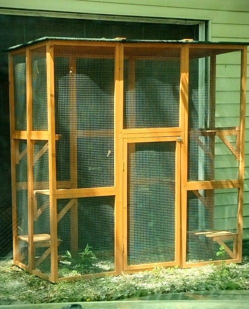 Large Cat House Or Chicken Coop Animal Shelter