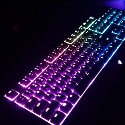 Logitech G910 RGB Gaming Keyboard
