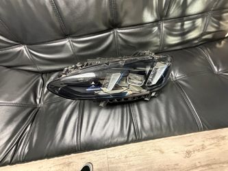 BMW M440i headlight left side