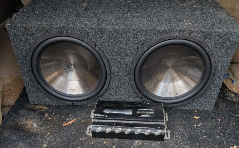 Clarion 10" Subs & AudioPipe Amp