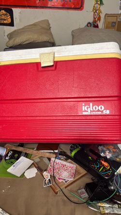 Igloo legend 58 ice chest