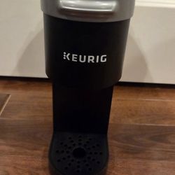 Keurig Single Serve K-Cup Pod Coffee Maker - new